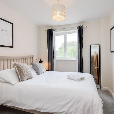 Modern 2 Bedroom Apartment In Popular Jericho !!! Oxford Exterior foto