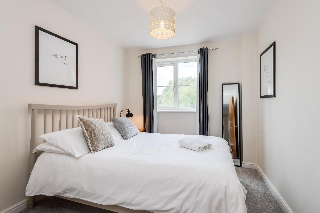 Modern 2 Bedroom Apartment In Popular Jericho !!! Oxford Exterior foto
