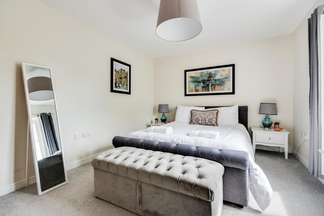 Modern 2 Bedroom Apartment In Popular Jericho !!! Oxford Exterior foto