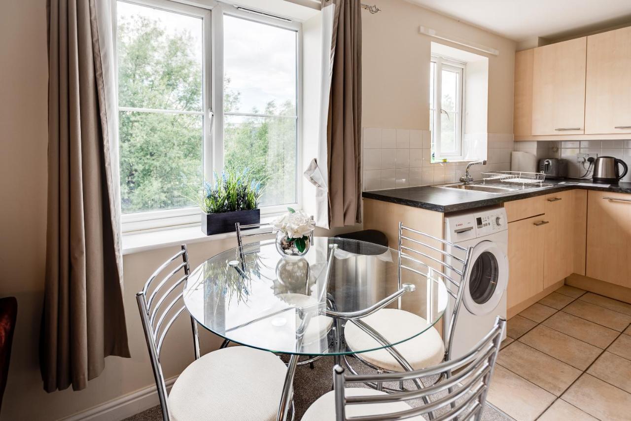 Modern 2 Bedroom Apartment In Popular Jericho !!! Oxford Exterior foto