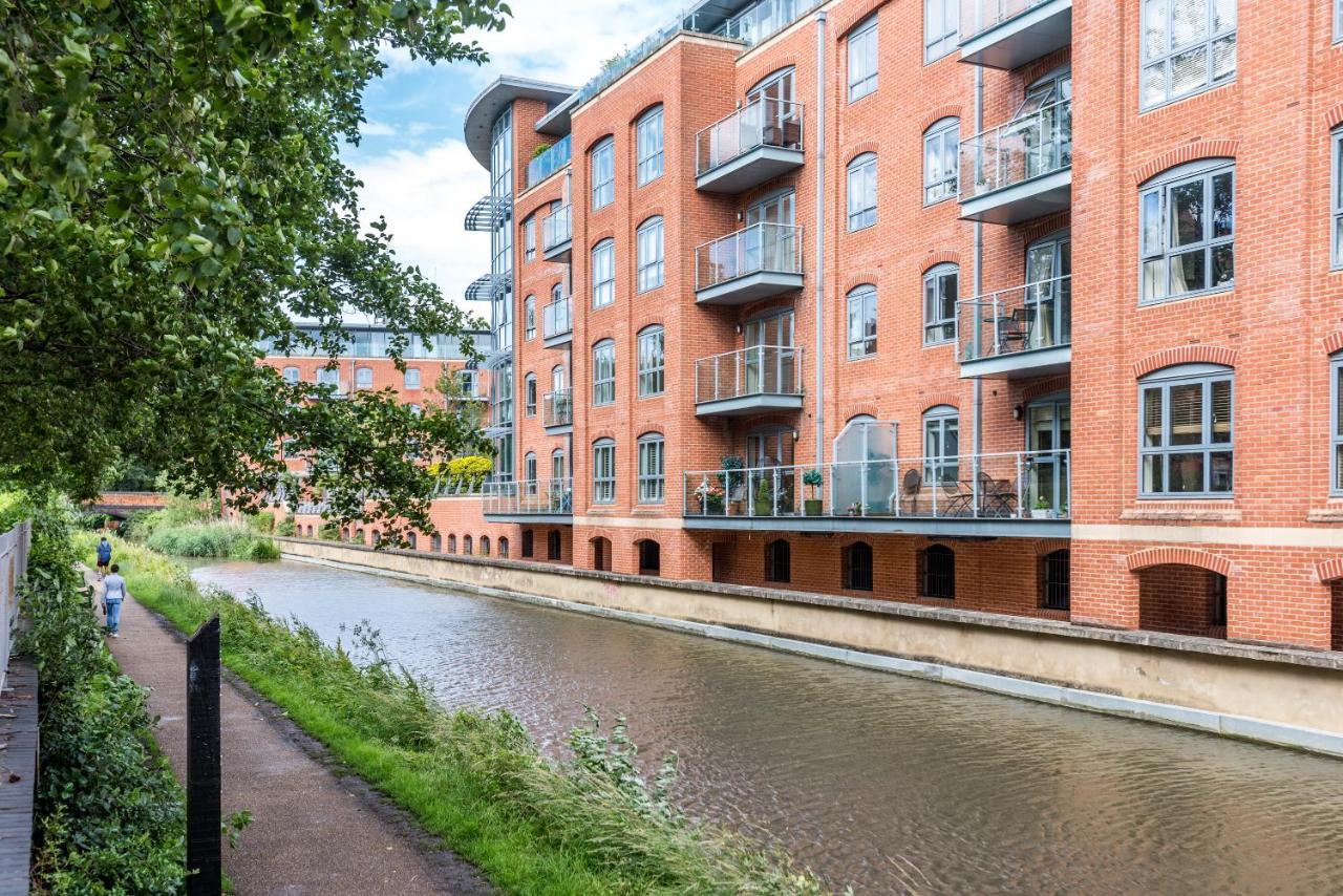 Modern 2 Bedroom Apartment In Popular Jericho !!! Oxford Exterior foto